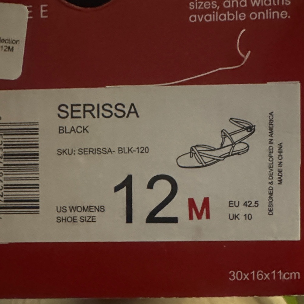 Journee Collection🔥Black 
Women's Serissa Strappy Flat Sandals BRAND NEW SIZE 12 - Picture 13 of 16
